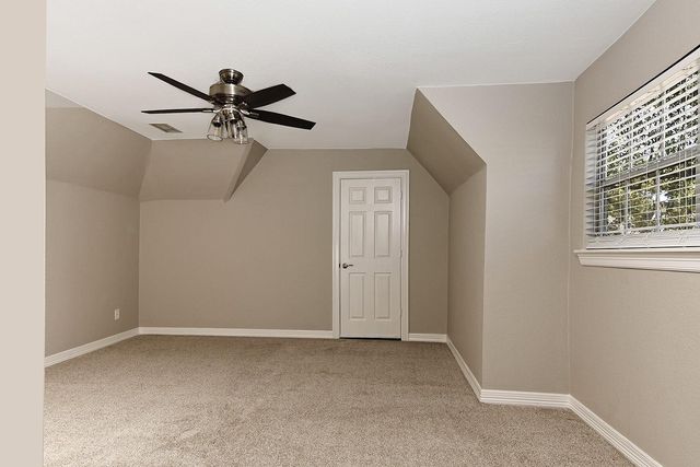 38 Eagle Terrace, The Woodlands, TX 77381