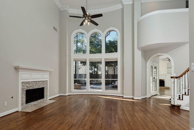 38 Eagle Terrace, The Woodlands, TX 77381