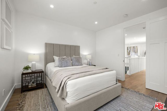 3043 Greenfield Avenue, Los Angeles, CA 90034