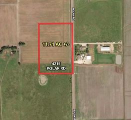 4215 Polak Road, Wallis, TX 77485