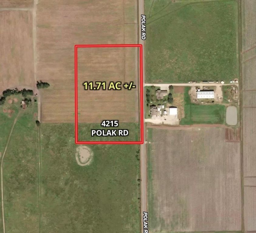 4215 Polak Road, Wallis, TX 77485