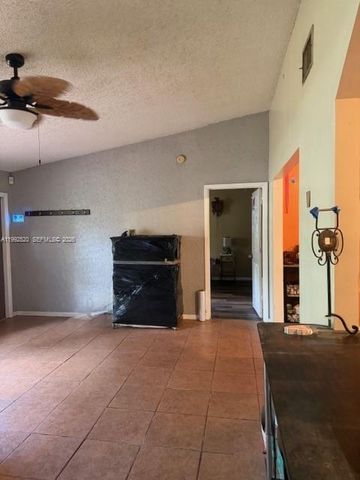 13086 N 55th Rd N, West Palm Beach, FL 33411