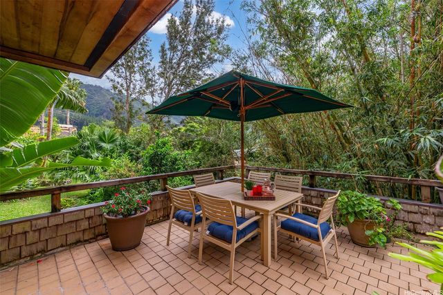 55-A Old Pali Place, Honolulu, HI 96817