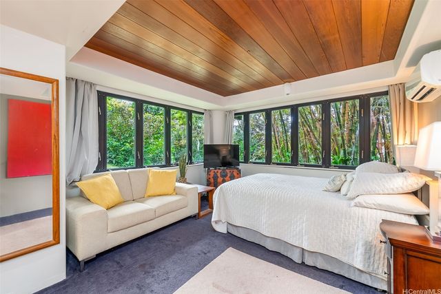 55-A Old Pali Place, Honolulu, HI 96817