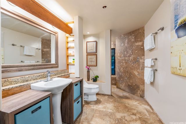 55-A Old Pali Place, Honolulu, HI 96817