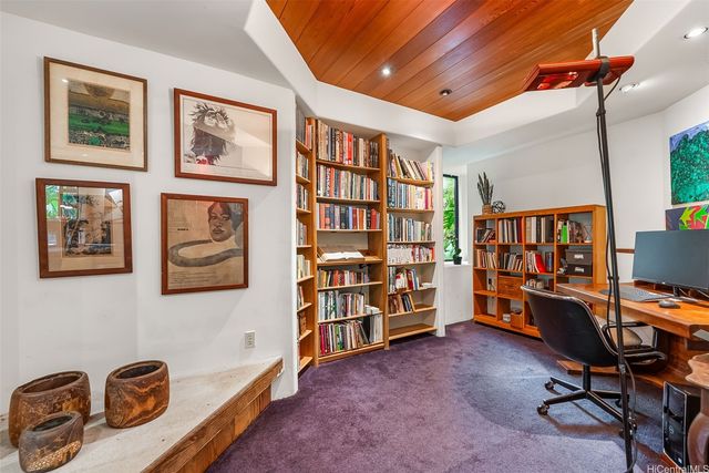 55-A Old Pali Place, Honolulu, HI 96817