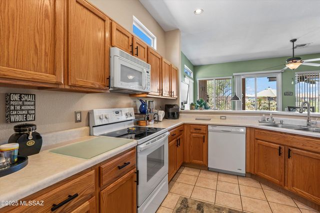 13136 N Desert Flora Lane, Marana, AZ 85658