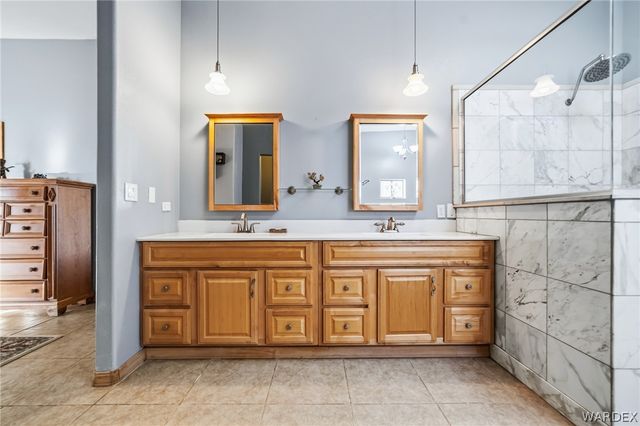 11275 N Benjamin Road, Kingman, AZ 86401