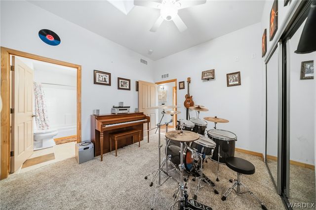 11275 N Benjamin Road, Kingman, AZ 86401