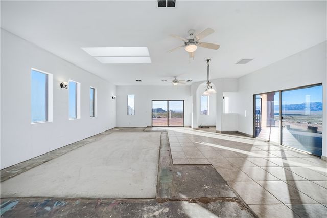 11275 N Benjamin Road, Kingman, AZ 86401