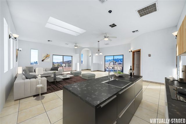 11275 N Benjamin Road, Kingman, AZ 86401