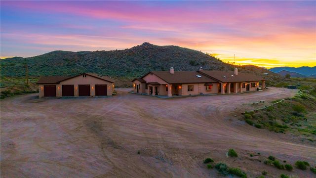 11275 N Benjamin Road, Kingman, AZ 86401