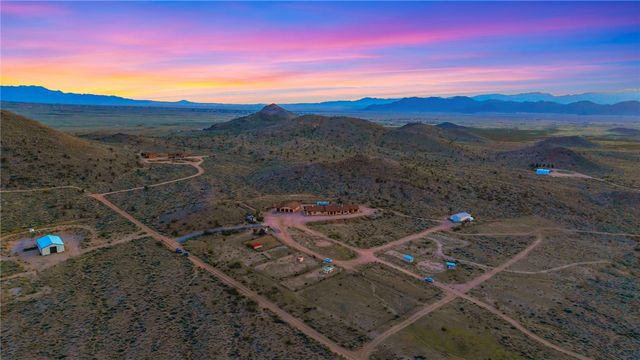 11275 N Benjamin Road, Kingman, AZ 86401