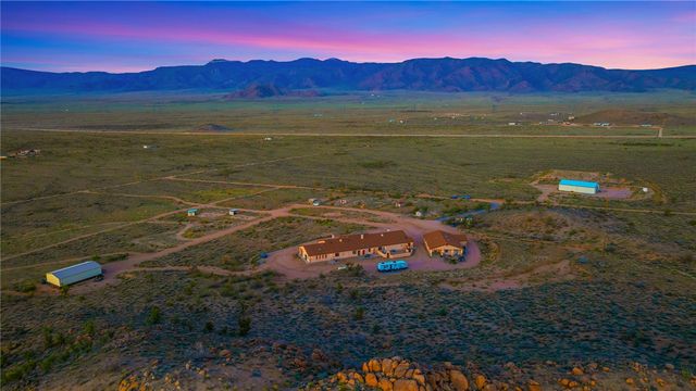 11275 N Benjamin Road, Kingman, AZ 86401