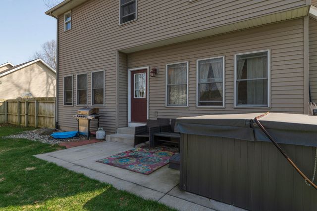 8340 Logan Bay Street, Kalamazoo, MI 49009