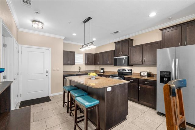 9900 Northshore Boulevard 3108, Corsicana, TX 75109