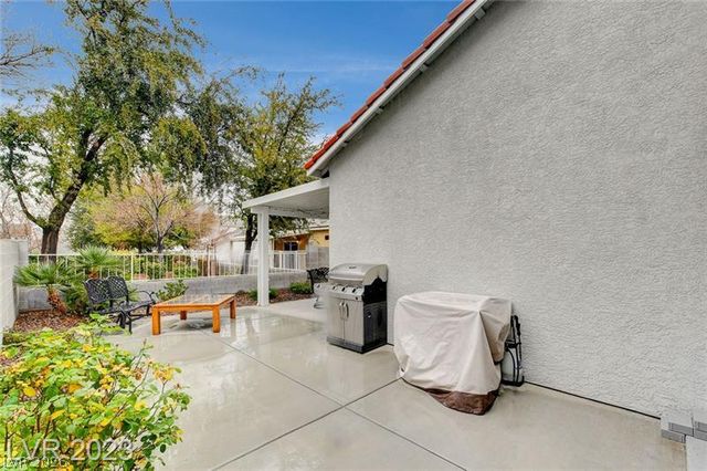 1502 Shadow Haven Lane, Las Vegas, NV 89183