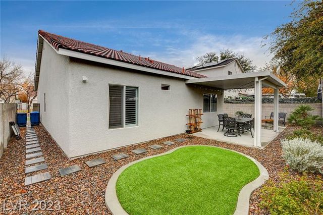 1502 Shadow Haven Lane, Las Vegas, NV 89183