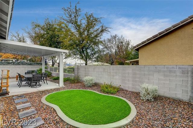 1502 Shadow Haven Lane, Las Vegas, NV 89183