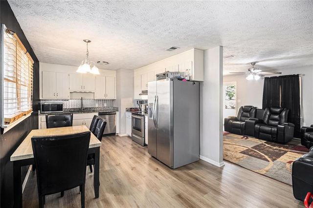 413 North College Drive, Cedartown, GA 30125