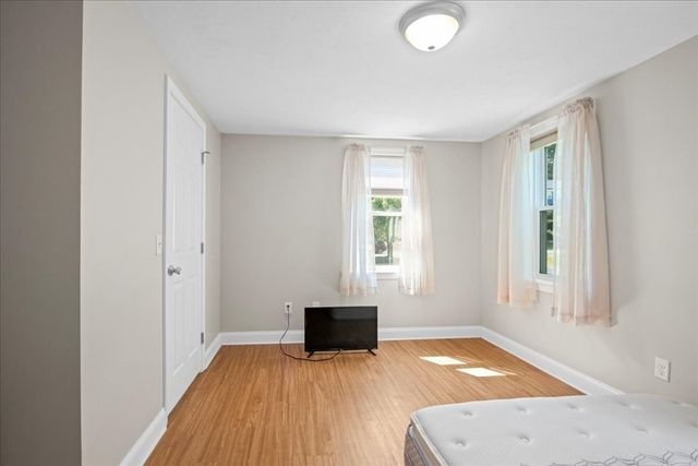 104 Alana Dr, Northbridge, MA 01534