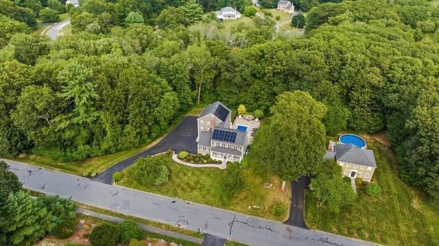 104 Alana Dr, Northbridge, MA 01534