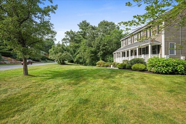 104 Alana Dr, Northbridge, MA 01534