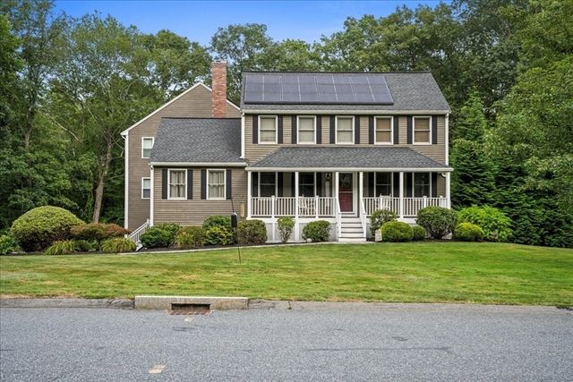 104 Alana Dr, Northbridge, MA 01534