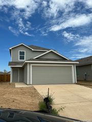 1045 Graham Bend, San Antonio, TX 78221