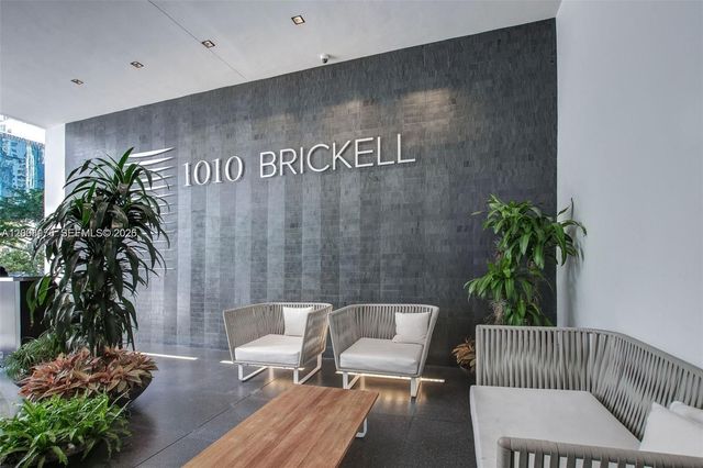 1010 Brickell Ave 4211, Miami, FL 33131