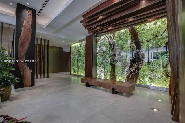 1010 Brickell Ave 4211, Miami, FL 33131