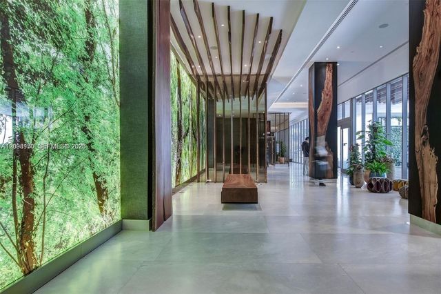 1010 Brickell Ave 4211, Miami, FL 33131