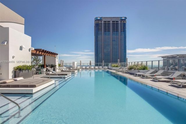 1010 Brickell Ave 4211, Miami, FL 33131