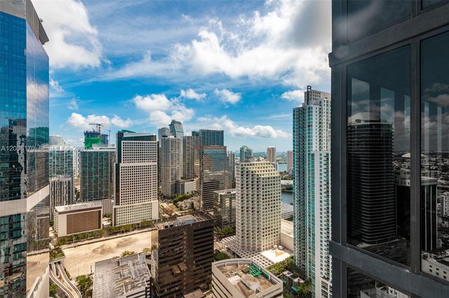 1010 Brickell Ave 4211, Miami, FL 33131