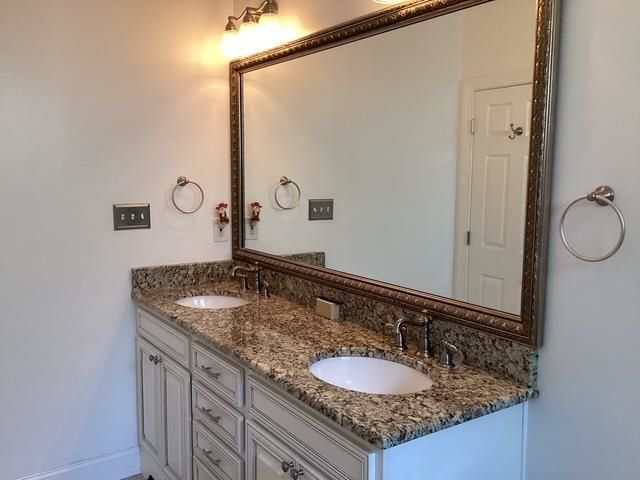 1655 Kimbrough Rd, Germantown, TN 38138