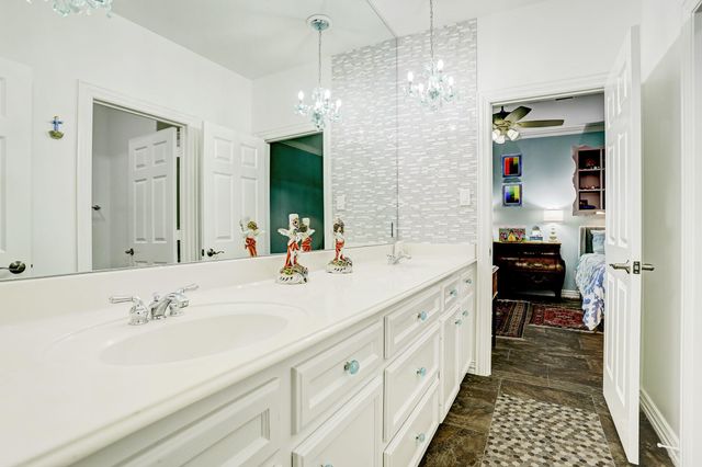 2629 University Boulevard, West University Place, TX 77005