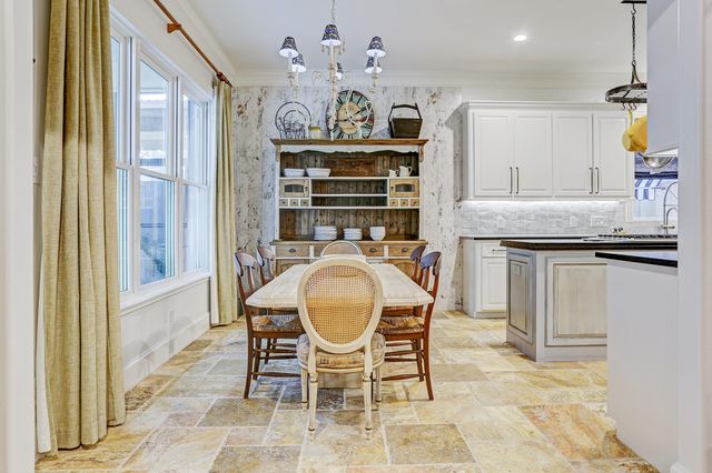2629 University Boulevard, West University Place, TX 77005