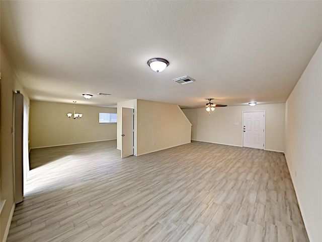 12402 Grossmount Drive, Houston, TX 77066