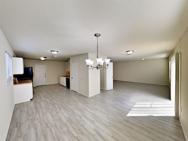 12402 Grossmount Drive, Houston, TX 77066