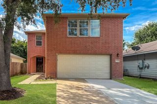 12402 Grossmount Drive, Houston, TX 77066
