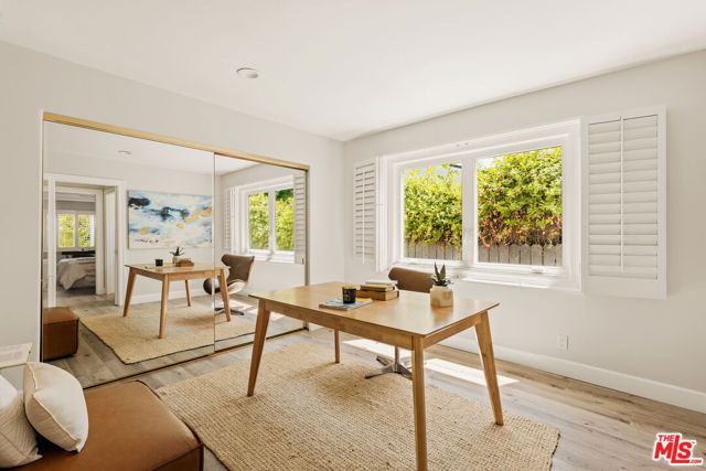 19443 Hatteras Street, Los Angeles, CA 91356
