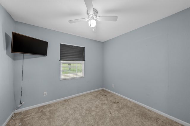 125 Private Road 245, Hillsboro, TX 76645