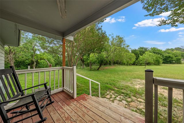 125 Private Road 245, Hillsboro, TX 76645