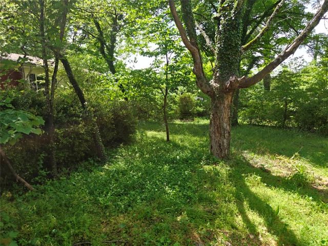 3061 E Skillern Road, Fayetteville, AR 72703