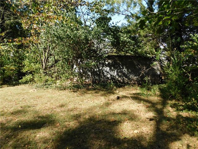 3061 E Skillern Road, Fayetteville, AR 72703