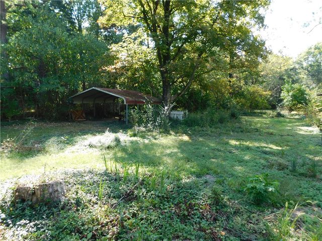 3061 E Skillern Road, Fayetteville, AR 72703