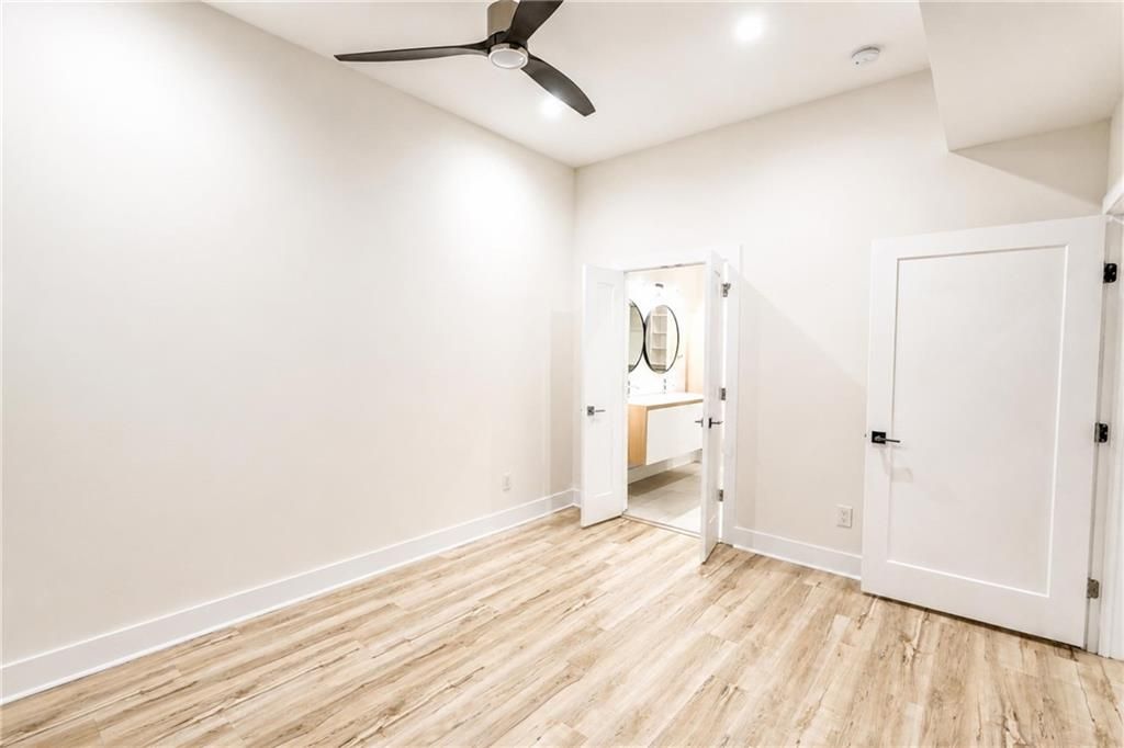 Image 20 of property listing at 1155 Custer Avenue SE 108, Atlanta, GA 30316