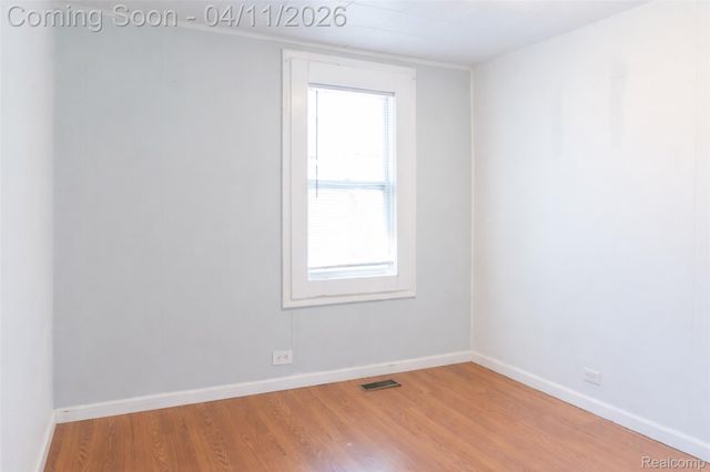 1401 University Avenue, Lincoln Park, MI 48146