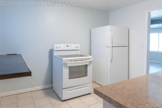 1401 University Avenue, Lincoln Park, MI 48146