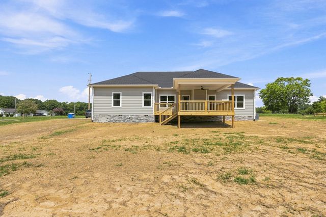 2973 Lights Chapel Rd, Greenbrier, TN 37073